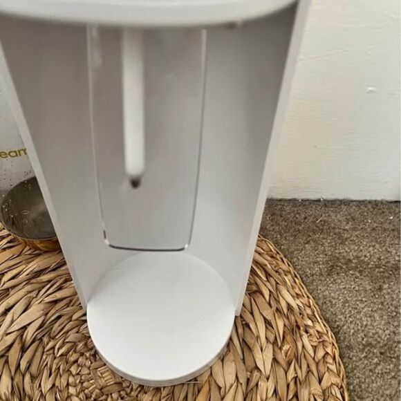 SodaStream Terra (White) CO2 Sparkling Water Maker - Picture 3 of 6